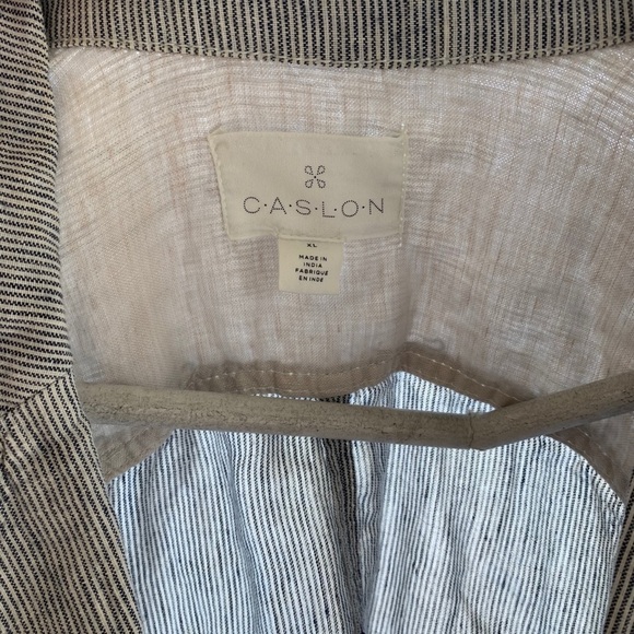 Caslon Linen Blazer - Picture 8 of 10